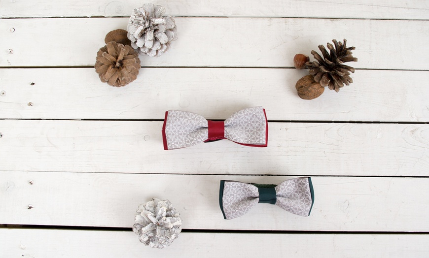 Image 3: Festive Collection Pet Bow Tie 