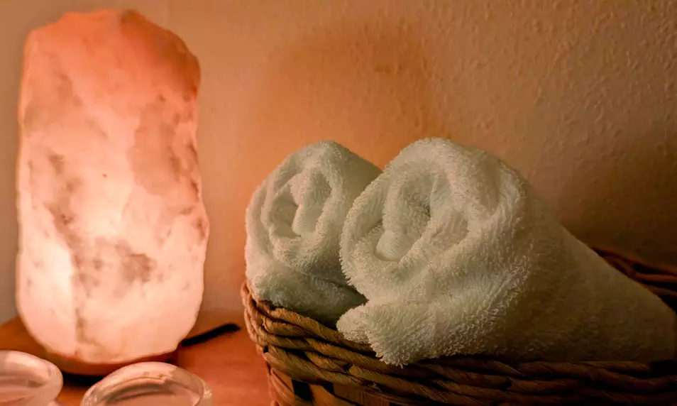 One, Two, or Three 60-Min Deep Tissue or Swedish Massages for One