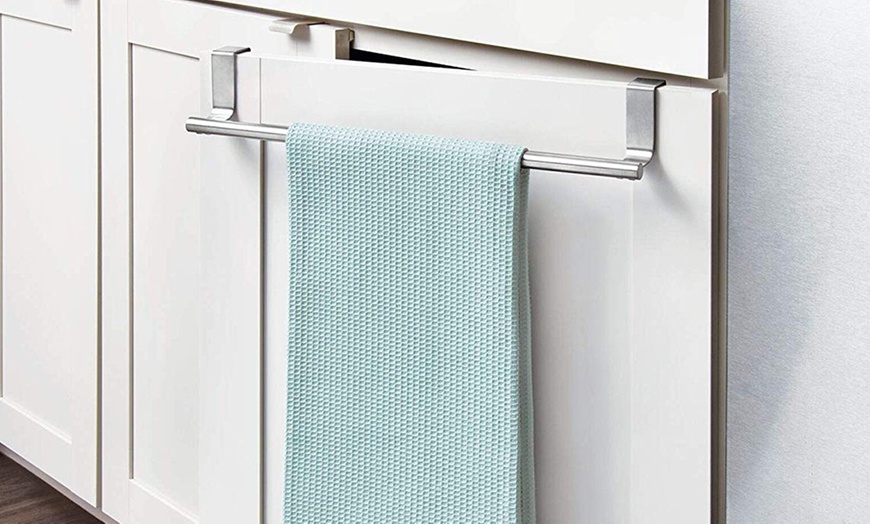 Image 4: Over-Cabinet Steel Towel Holder