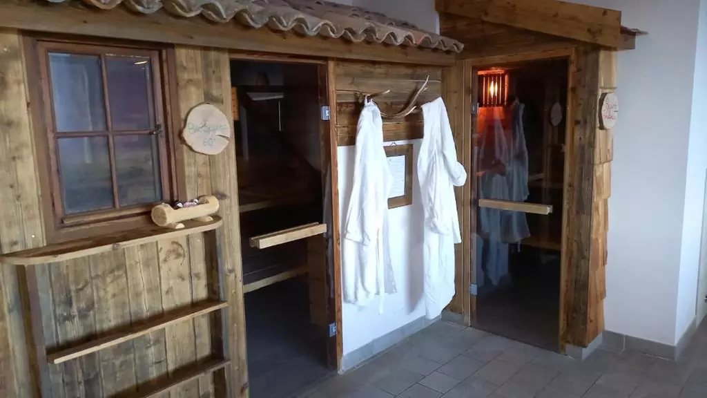 Trentino: Zimmer mit Frühstück oder Halbpension und Spa