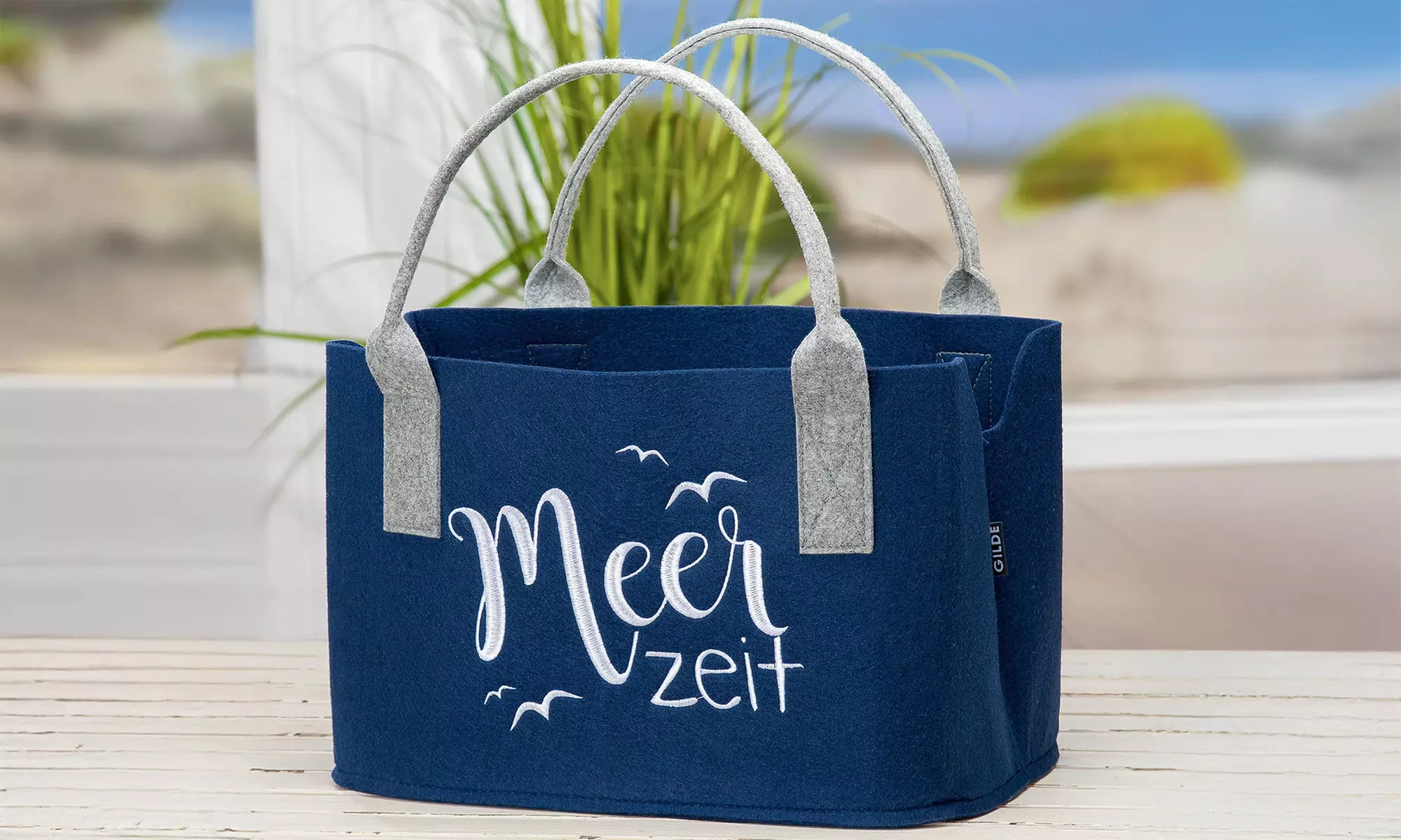 GMD Living Filztasche mit besticktem Motiv