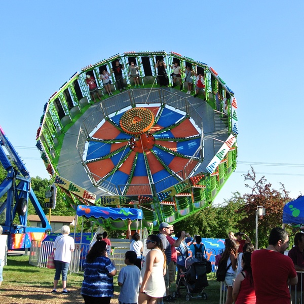 Spring Festival At The Fox Valley Mall In Aurora Il Groupon