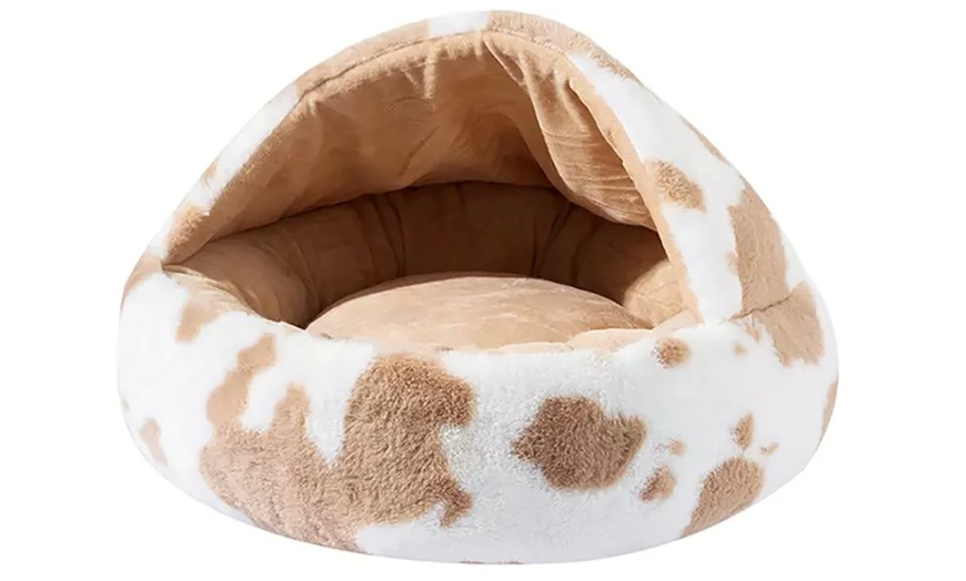 Image 9: Fluffy Warm Semi-Enclosed Pet Bed