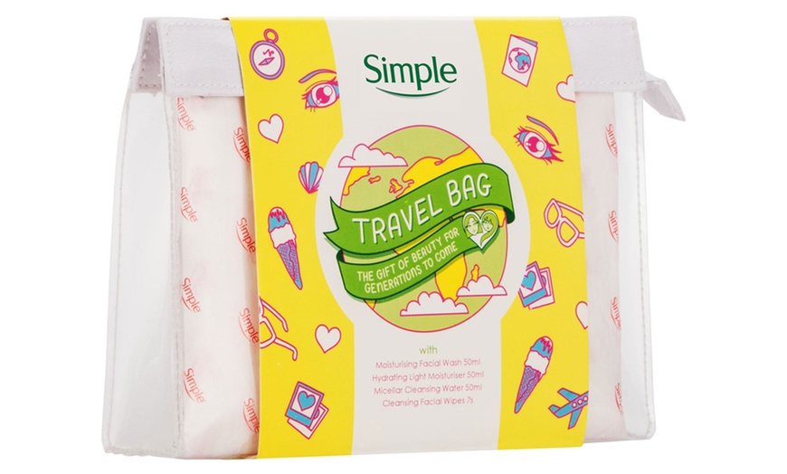 Image 3: Simple Travel Kit Gift Set