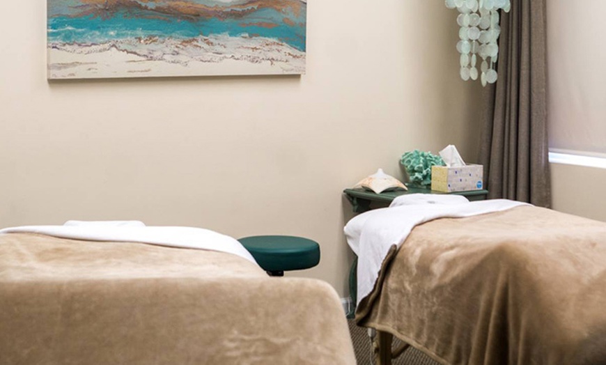 Image 8: Rejuvenate with a Refreshing Signature Facials Session