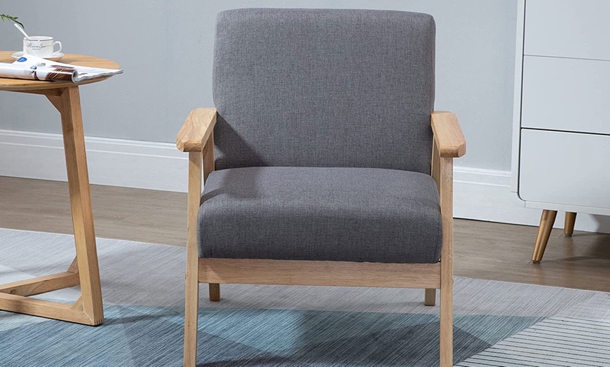 Image 3: HomCom Minimalistic Accent Chair