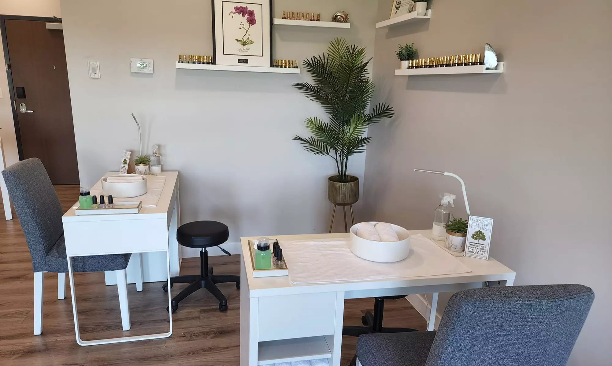 Spa Facial Selections: Customized, Deep Cleansing, and Signature Anti-Age at Damara Day Spa (Up to 36% Off) - Second Medium