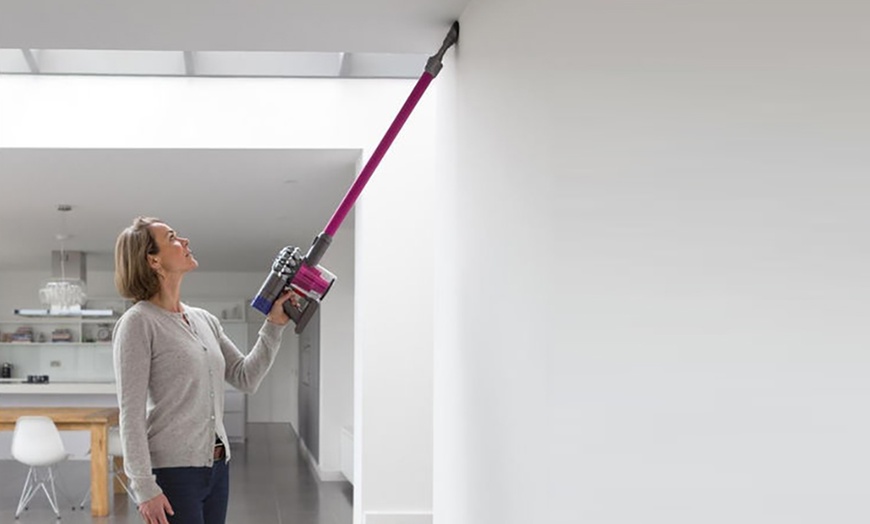 Image 5: Dyson V6 Absolute Cordless Vacuum