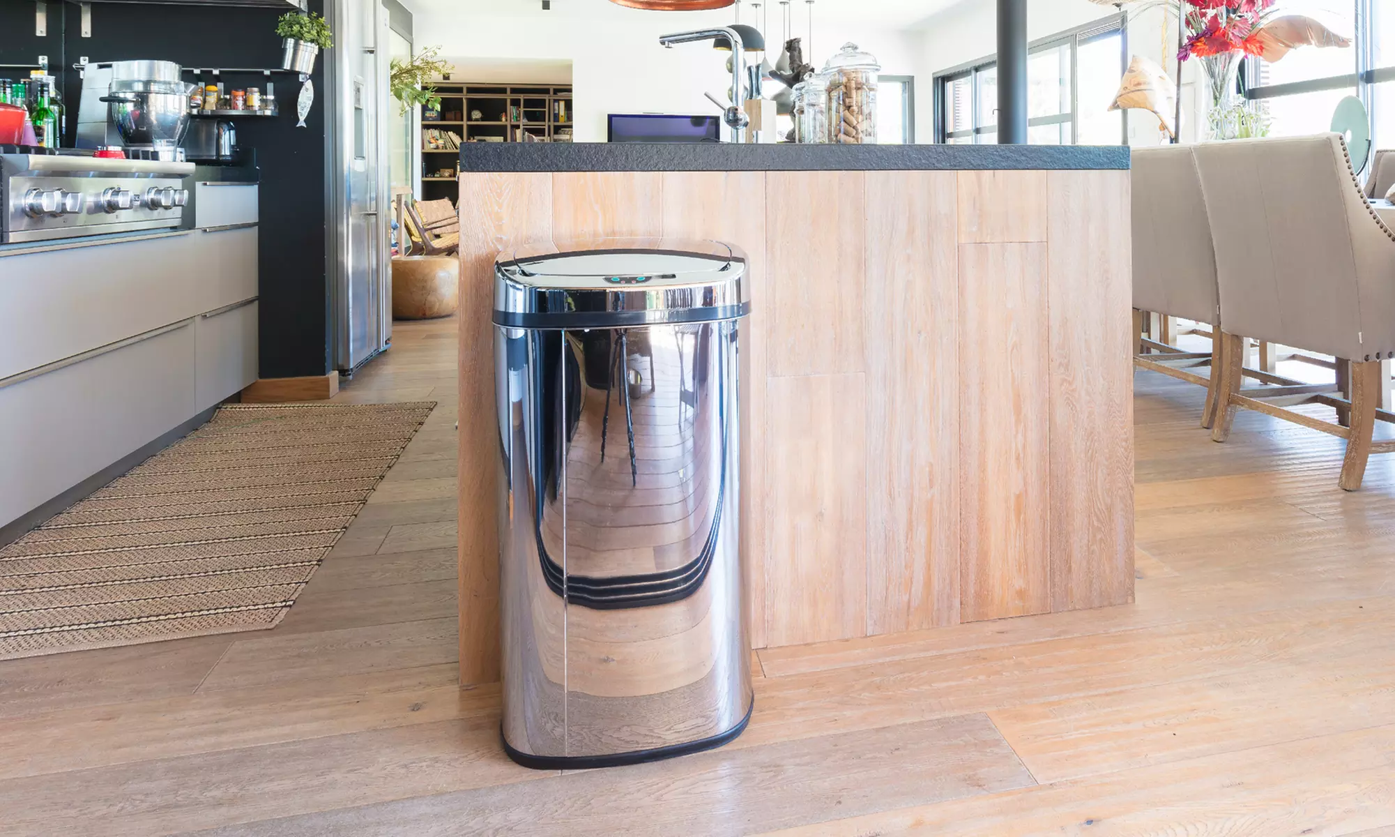 Poubelle automatique en acier inoxydable