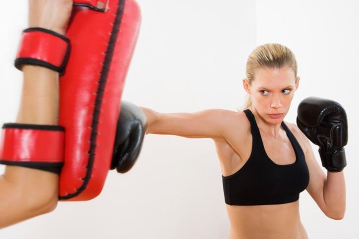 Unlimited Boxing or Kickboxing Classes for Four Weeks