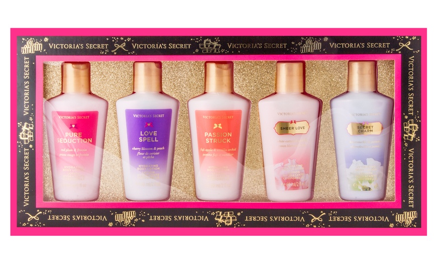 Image 2: Victoria's Secret Gift Sets