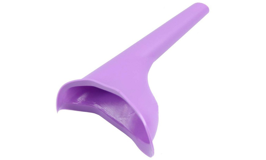 Image 3: Silicone Toilet Device for Women