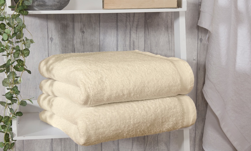 Image 2: Towel Bundles