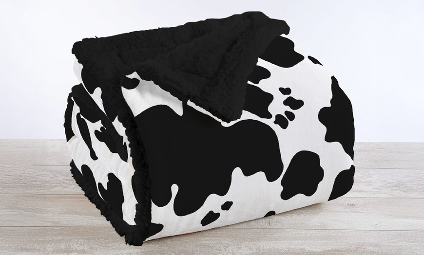 Image 10: Morbida e calda coperta in sherpa