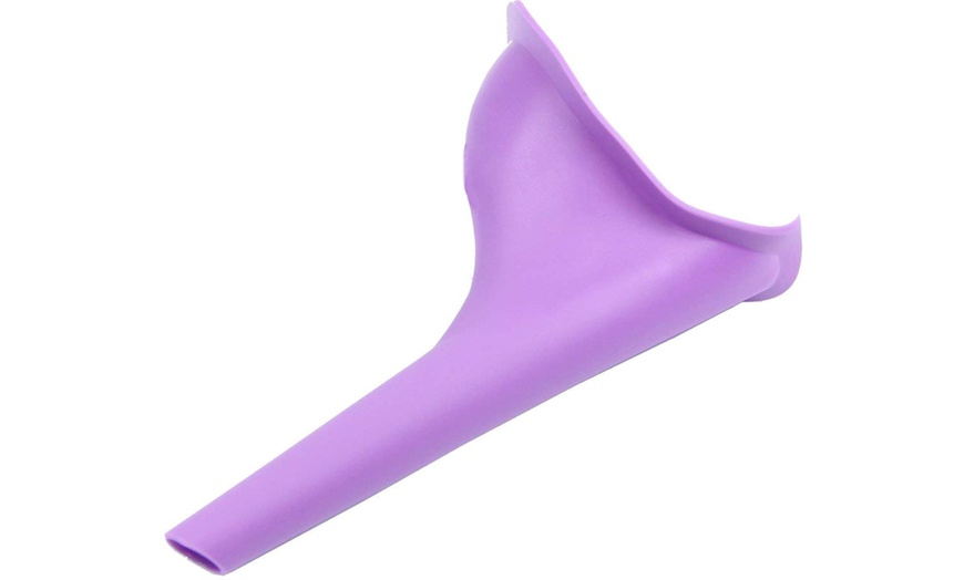 Image 5: Silicone Toilet Device for Women