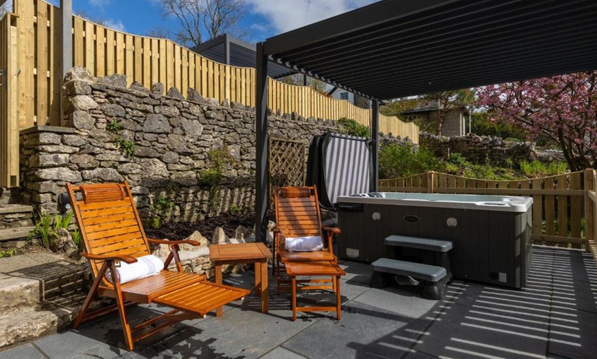 Image 9: Cumbria: Superior/ Deluxe Garden Room with Breakfast