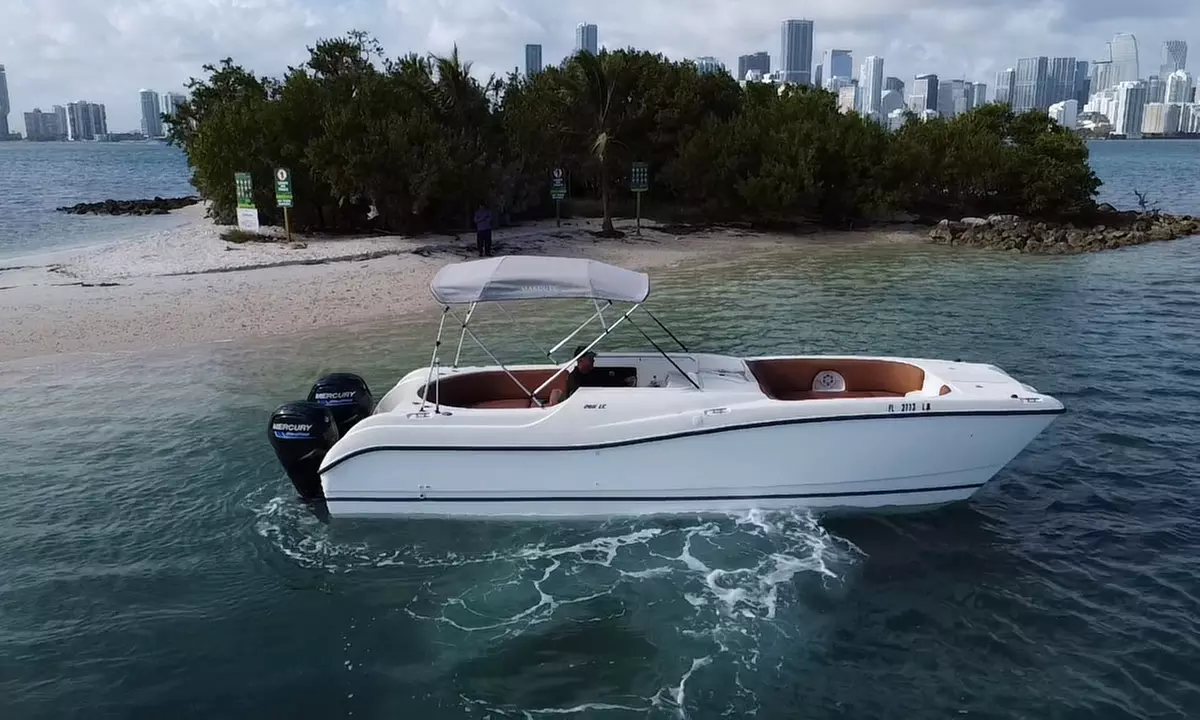 Explore on Two, Three, or Four-Hour Private Boat Tour for Up to 10 People at Nautico Boat Rental (Up to 56% Off) - Primary Image
