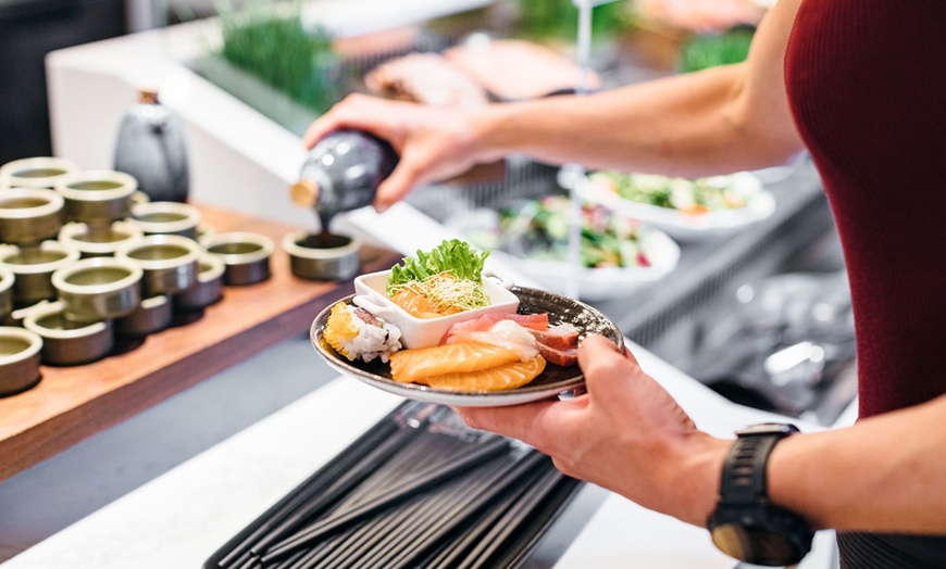 Image 5: AYCE Seafood Lunch Buffet for Two