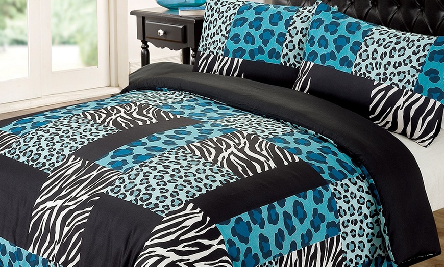 Image 16: Clearance Duvet Sets