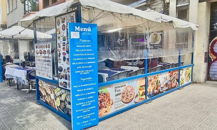 Menú de mariscada o parrillada de carne con entrante, bebida y café