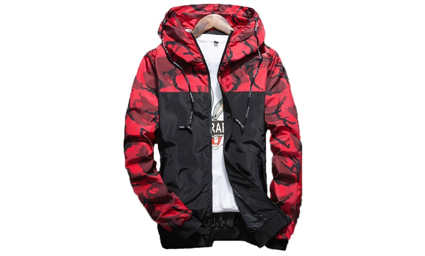 Image 4: Men's Hooded Camo Jacket