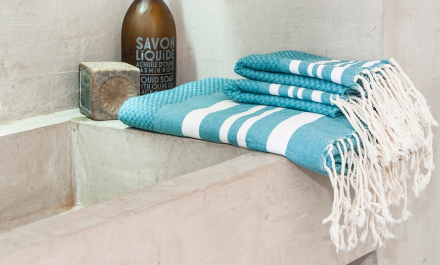 Image 6: Hamptons Bathroom Towel Set