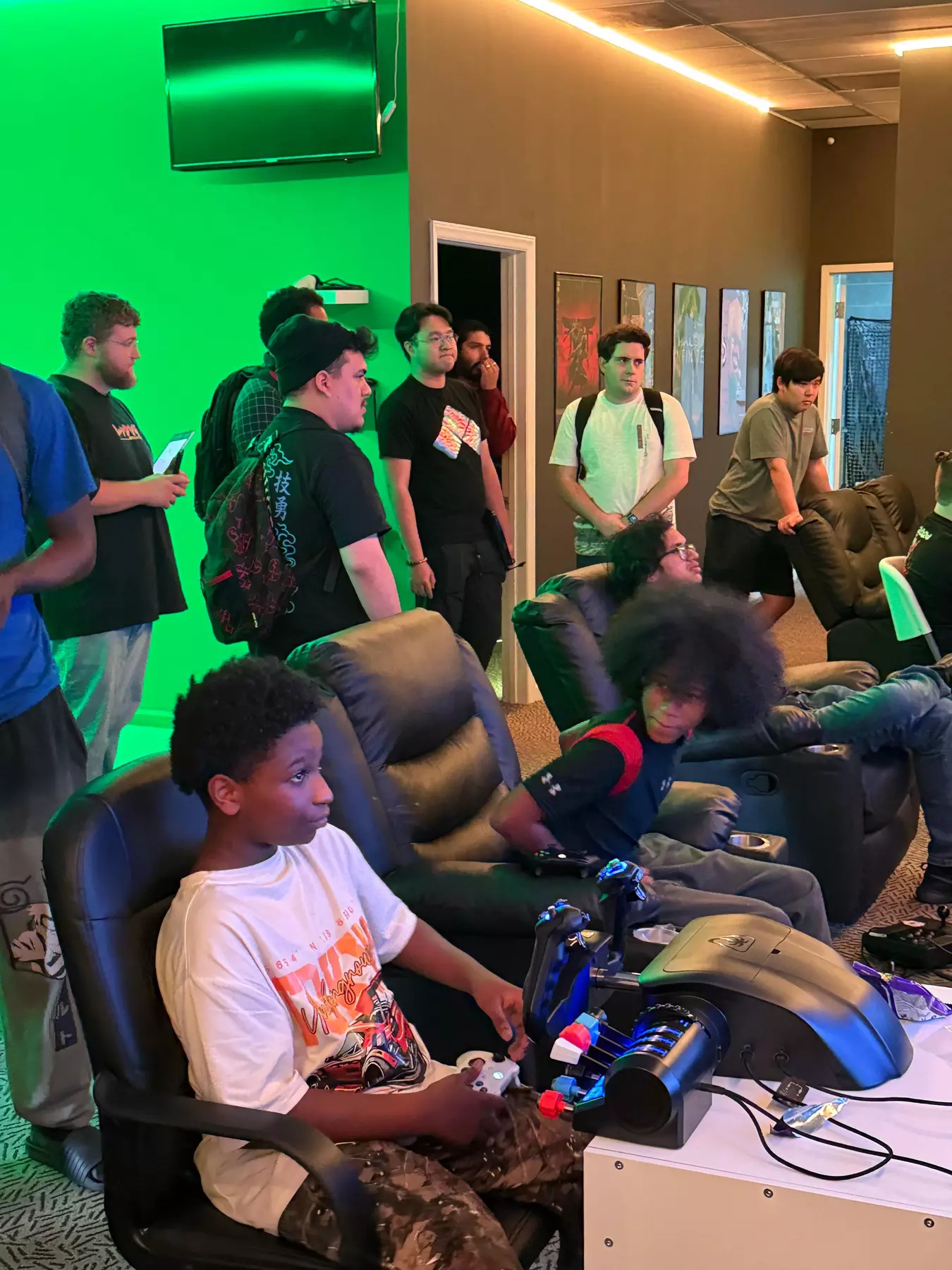 Weekend Party Packages, VR Sessions or Race Car and Flight Simulators