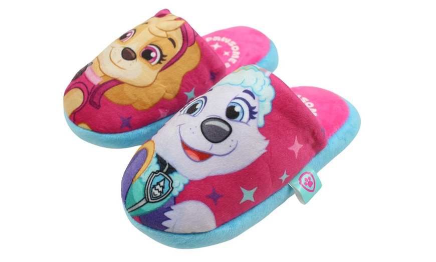 Image 5: Pantoufle avec imprimé Paw Patrol ou Mickey