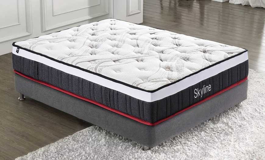 Image 1: Matelas ''Skyline'' à mémoire de forme et ressorts ensachés, Sampur