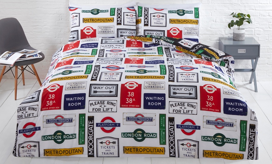 Image 4: TFL Printed Reversible Duvet Set