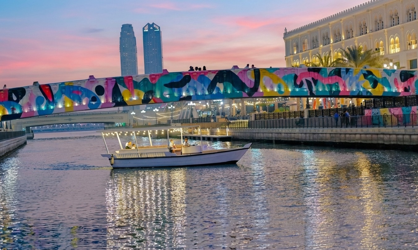Private Khalid Lagoon Boat Tours With 15 Or 30 Min Options