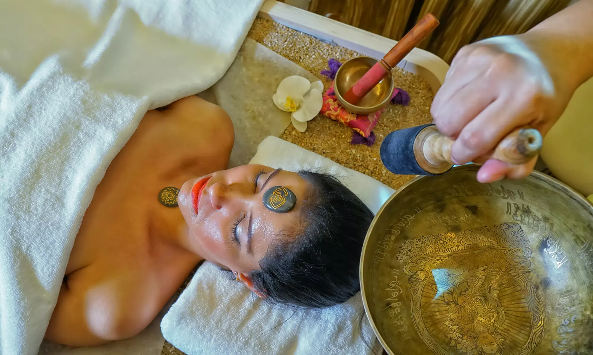 60 or 90-Minute Spa Treatment with Spa Access and Oxygen Therapy