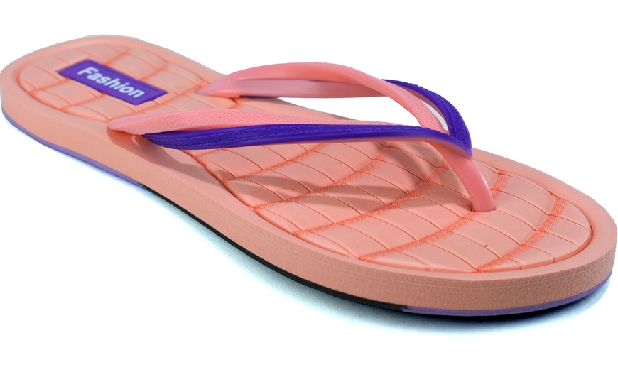 Image 4: Women's Lightweight Flip Flops