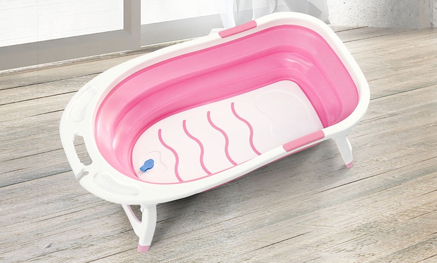 Image 19: Collapsible Baby Bathtub
