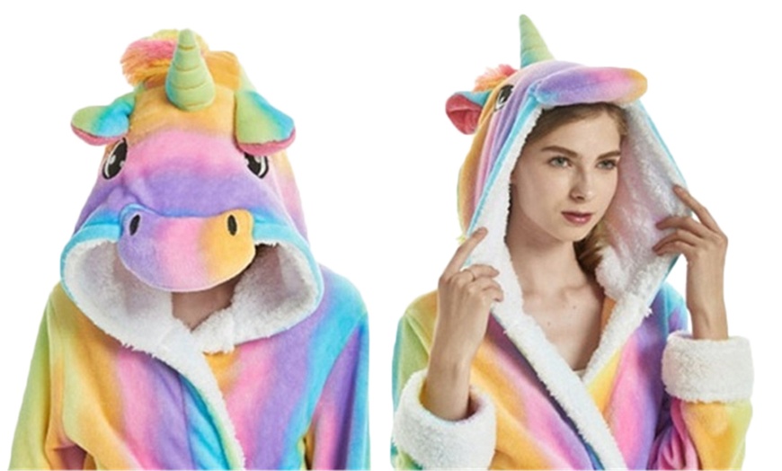 Image 4: Women's Unicorn Bathrobe