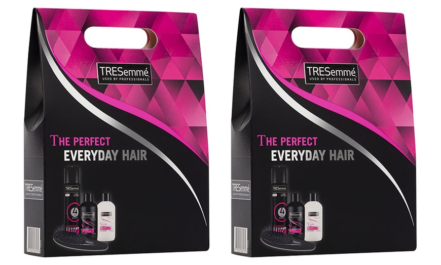 Image 4: TRESemme Hair Gift Set