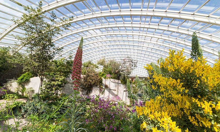 Image 8: Botanic Garden Entry