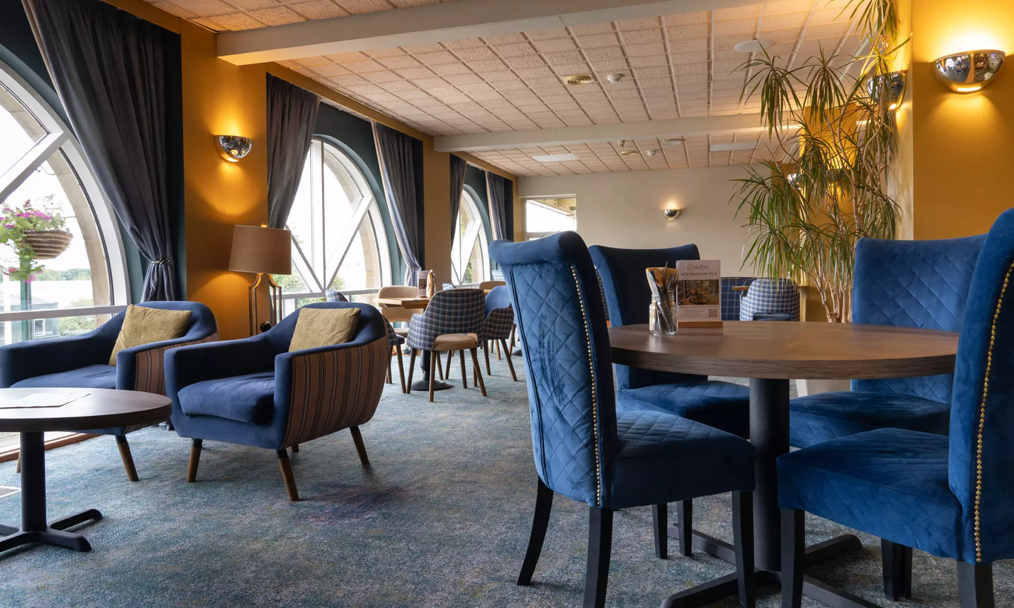 Scenic Sunday Lunch with wine at The Skipton Hotel