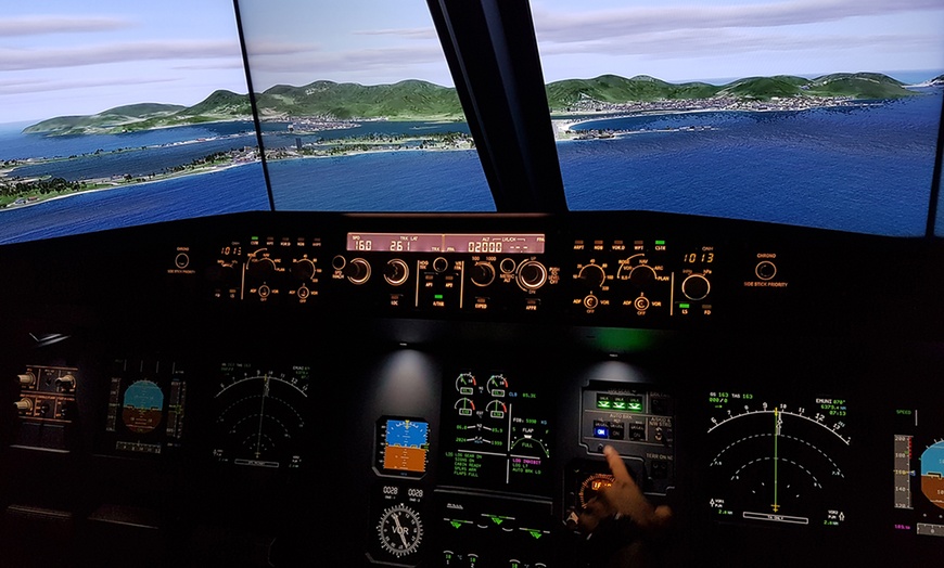 Image 5: A320 Flying Simulator Experience