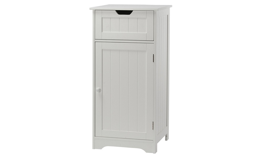 Image 4: White Bathroom Furniture Range