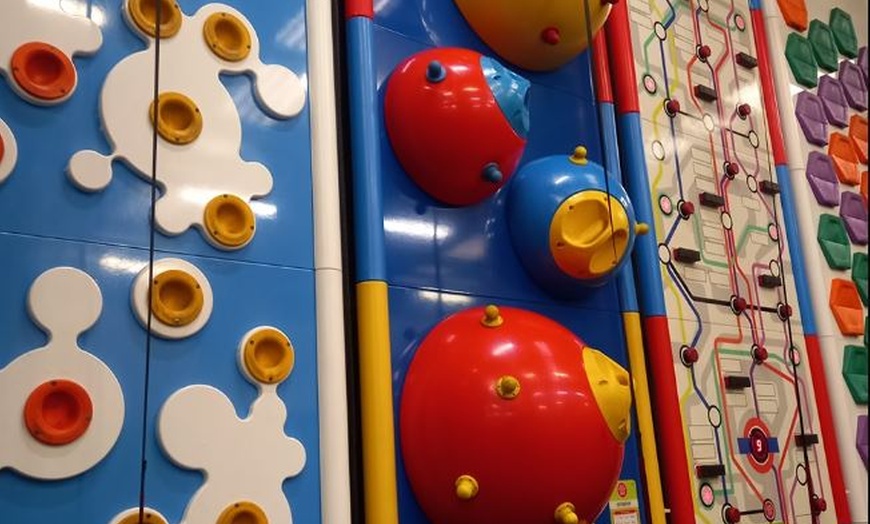 Image 9: 90-Minute Climbing Experience at Clip N Climb Tonbridge