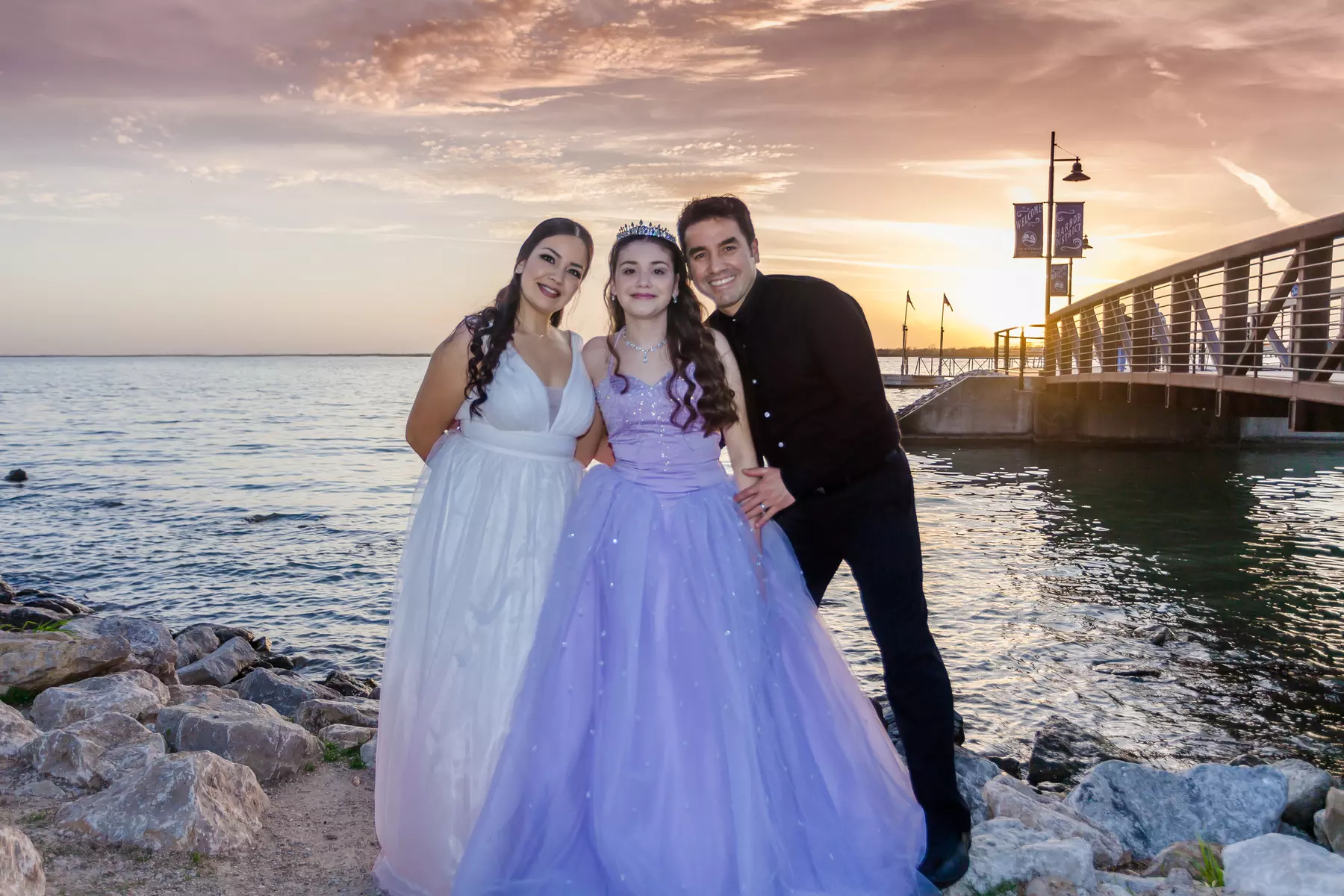 Capture special moments with Dream Photography DFW offers Quinceanera photo shoots from 30-minute session, up to 50% off