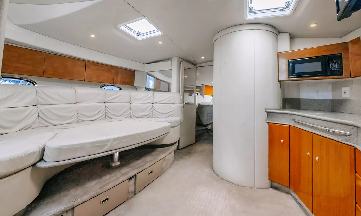 Unwind on Luxury Yachts with Premier Charter Services Around Dubai