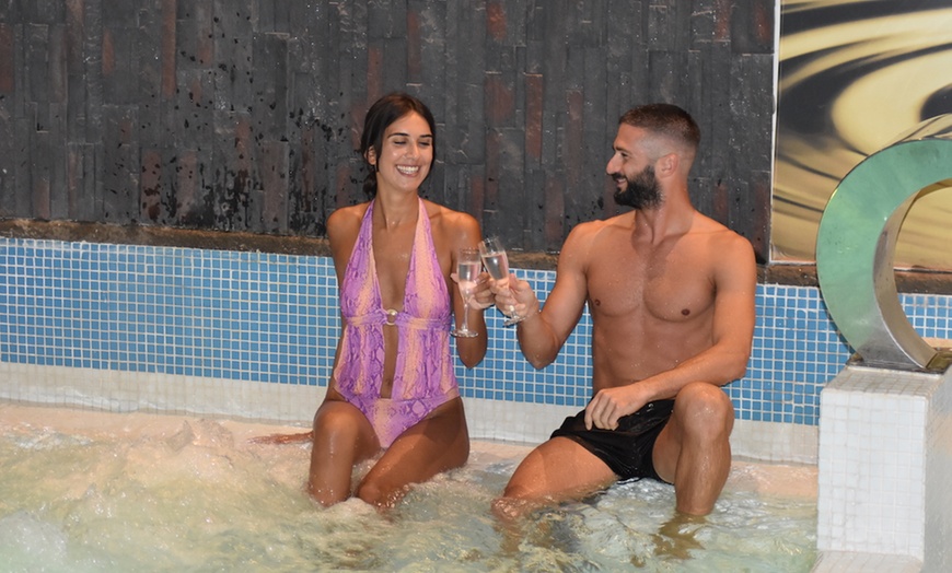 Image 6: Fiuggi: camera matrimoniale con Spa, grotta di sale, massaggio e cena