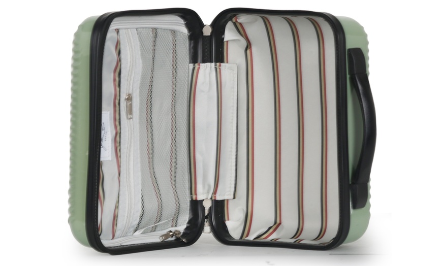 Image 37: Four-Piece Luggage Set