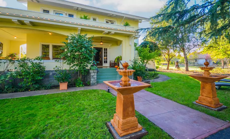 Gift a 1-Night Stay for Two at Casa Bella Inn in Sonoma Valley, CA. Combine Up to 2 Nights. - Primary Image