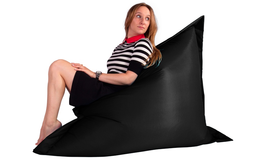 Image 5: Large or Giant Beanbags