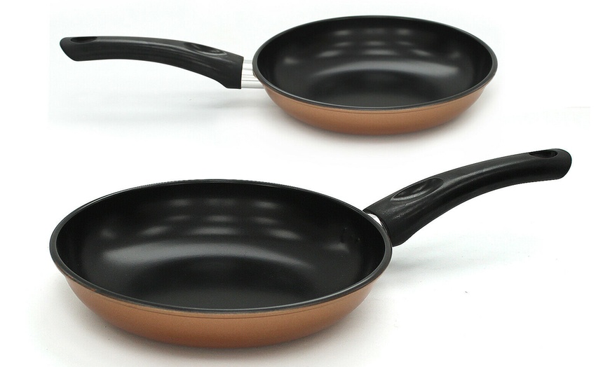 Image 6: Two Frying Pans Set