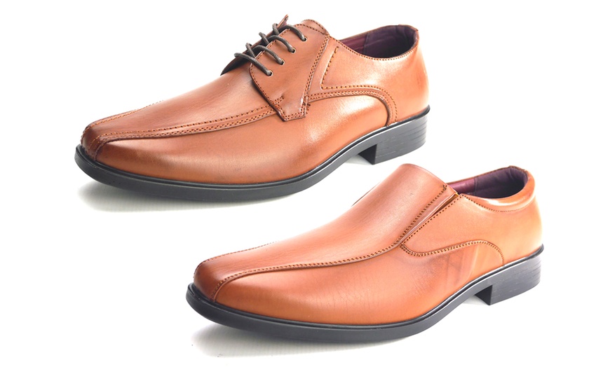 Image 1: Men's Lace-Up Slip-On Tan Shoes