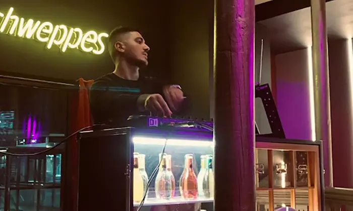 Entrada con 4 cócteles y show de baile en Circus Alcalá